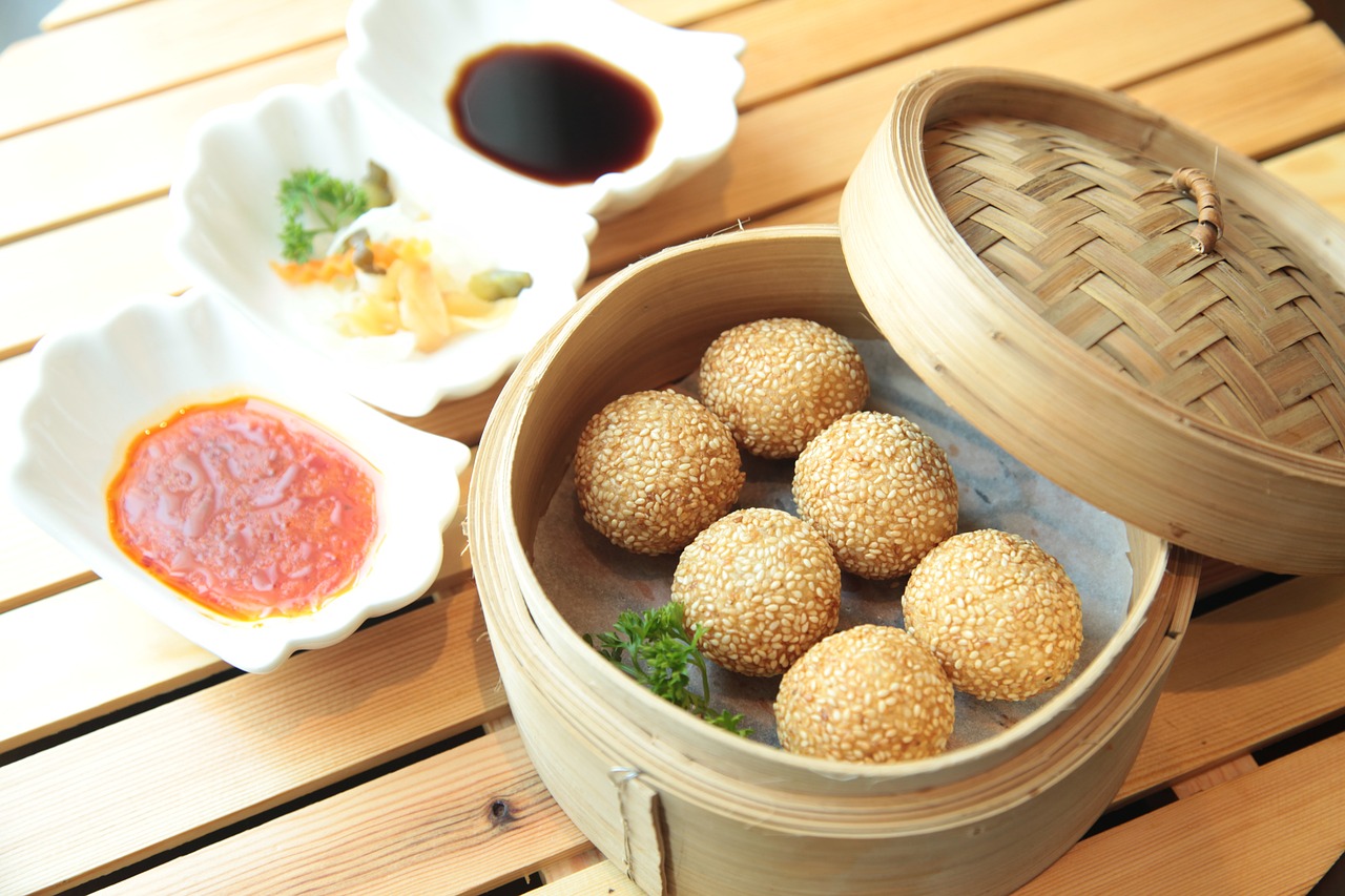 探索傳統(tǒng)美食創(chuàng)新之路，最新餃子包法分享