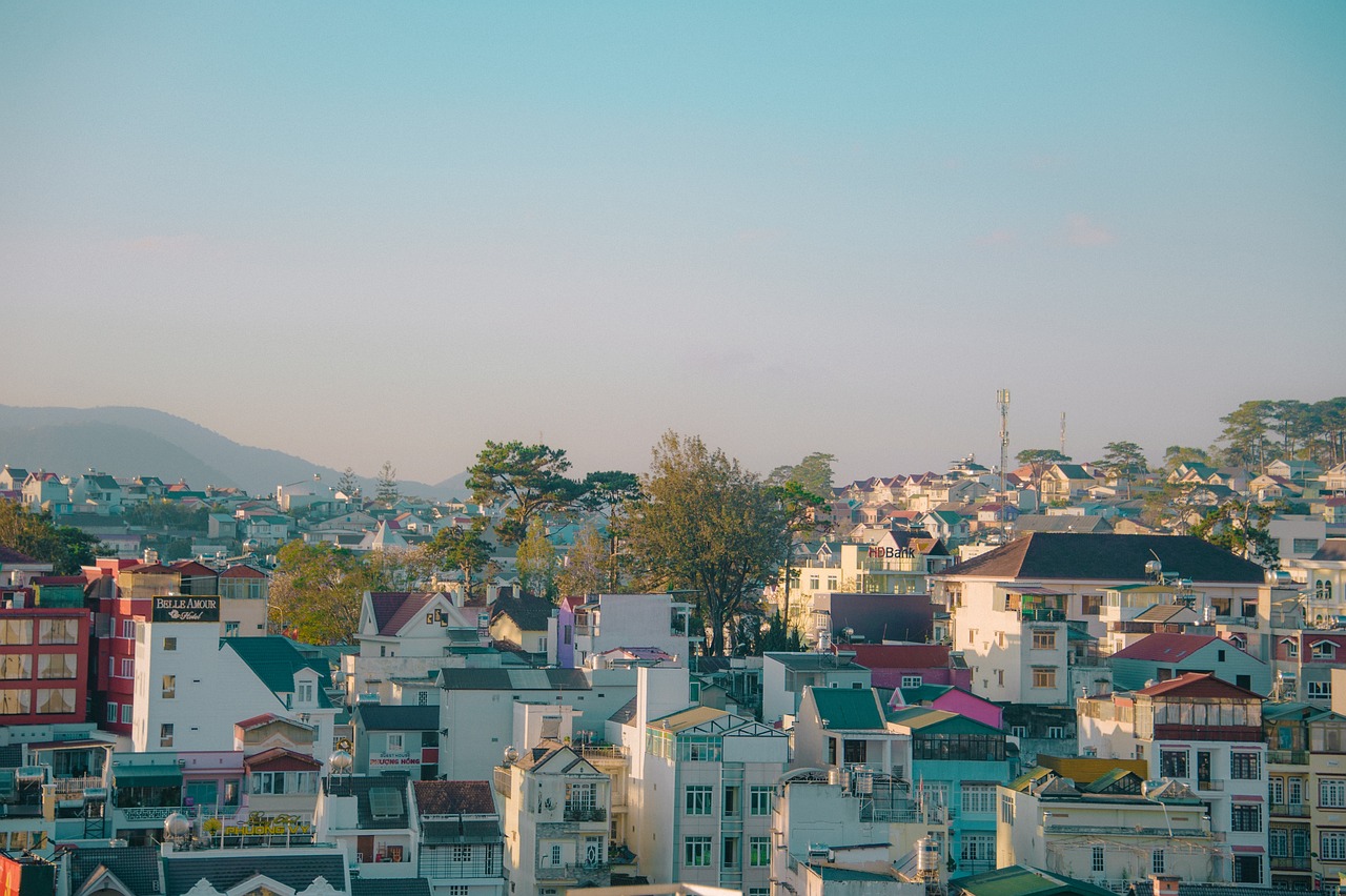 魯爾山，自然人文交融之美，探索最新旅游勝地