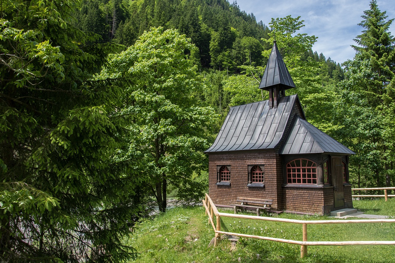 愛建最新動態(tài)，引領(lǐng)未來建筑趨勢與發(fā)展展望